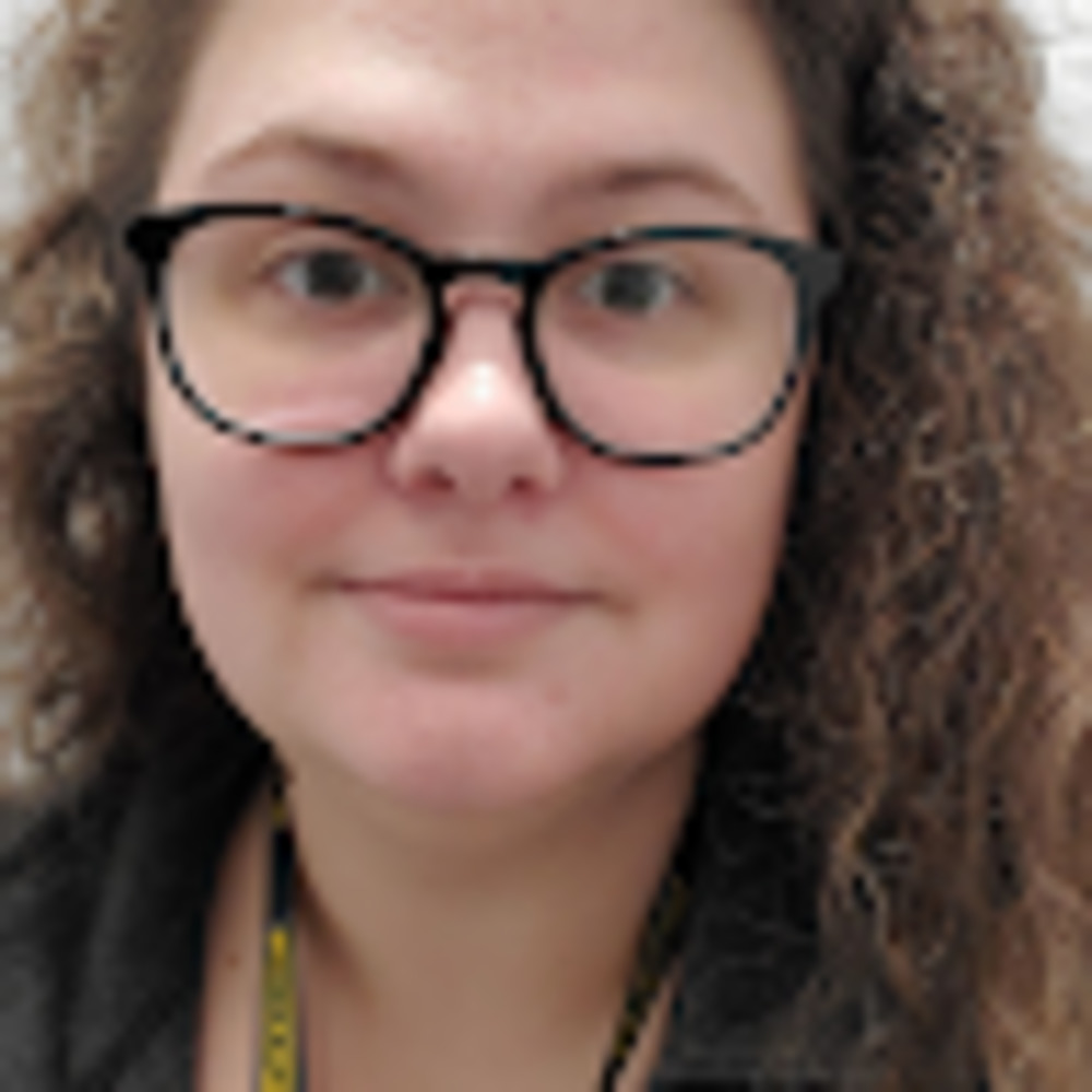 Meet your Posher, Ayla